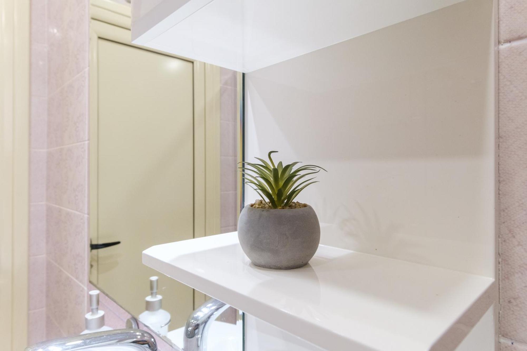 Riverside 2-Bedroom Apartment Пловдив Экстерьер фото